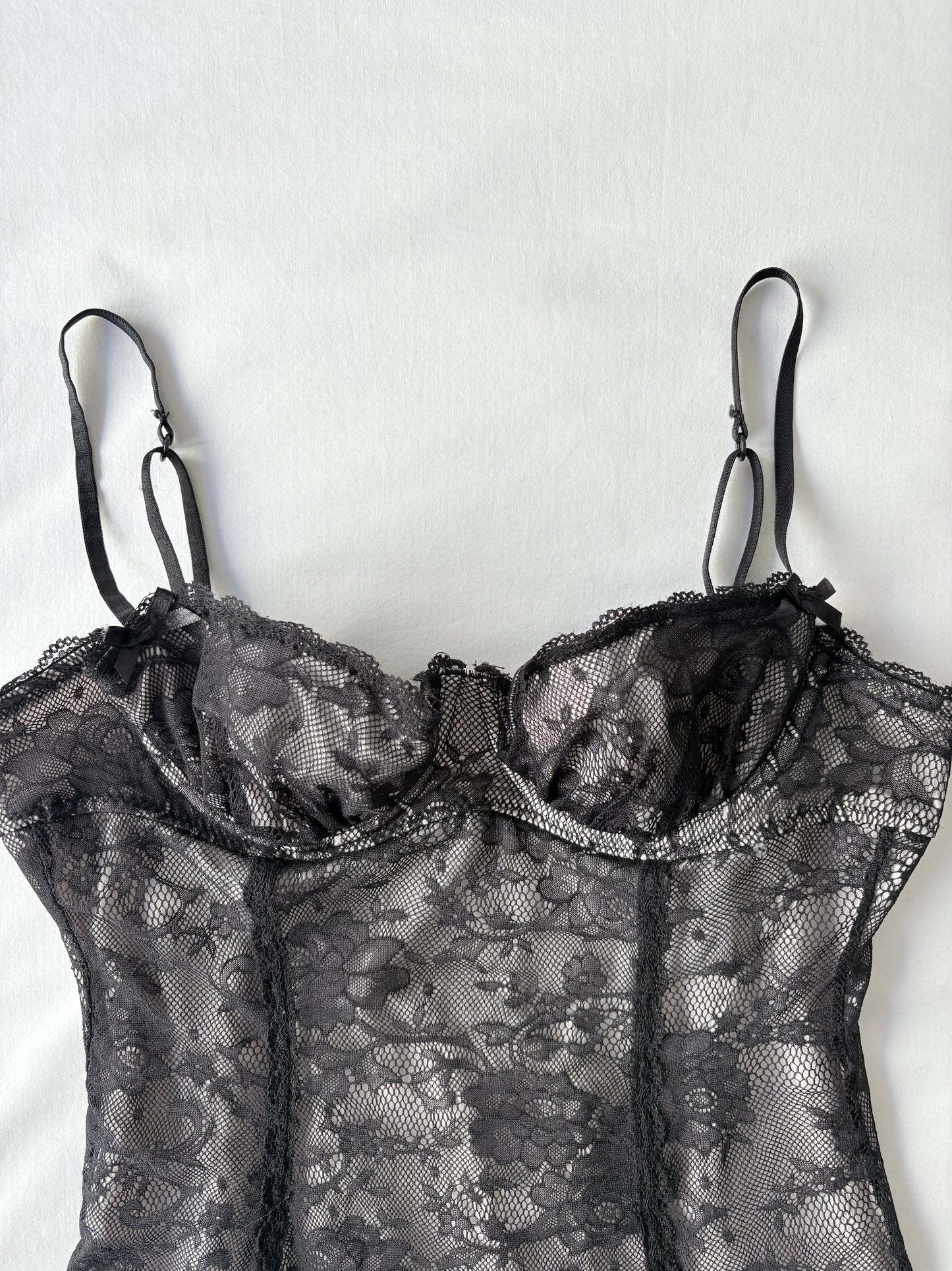 00’s Lace micro mini dress | Size 12