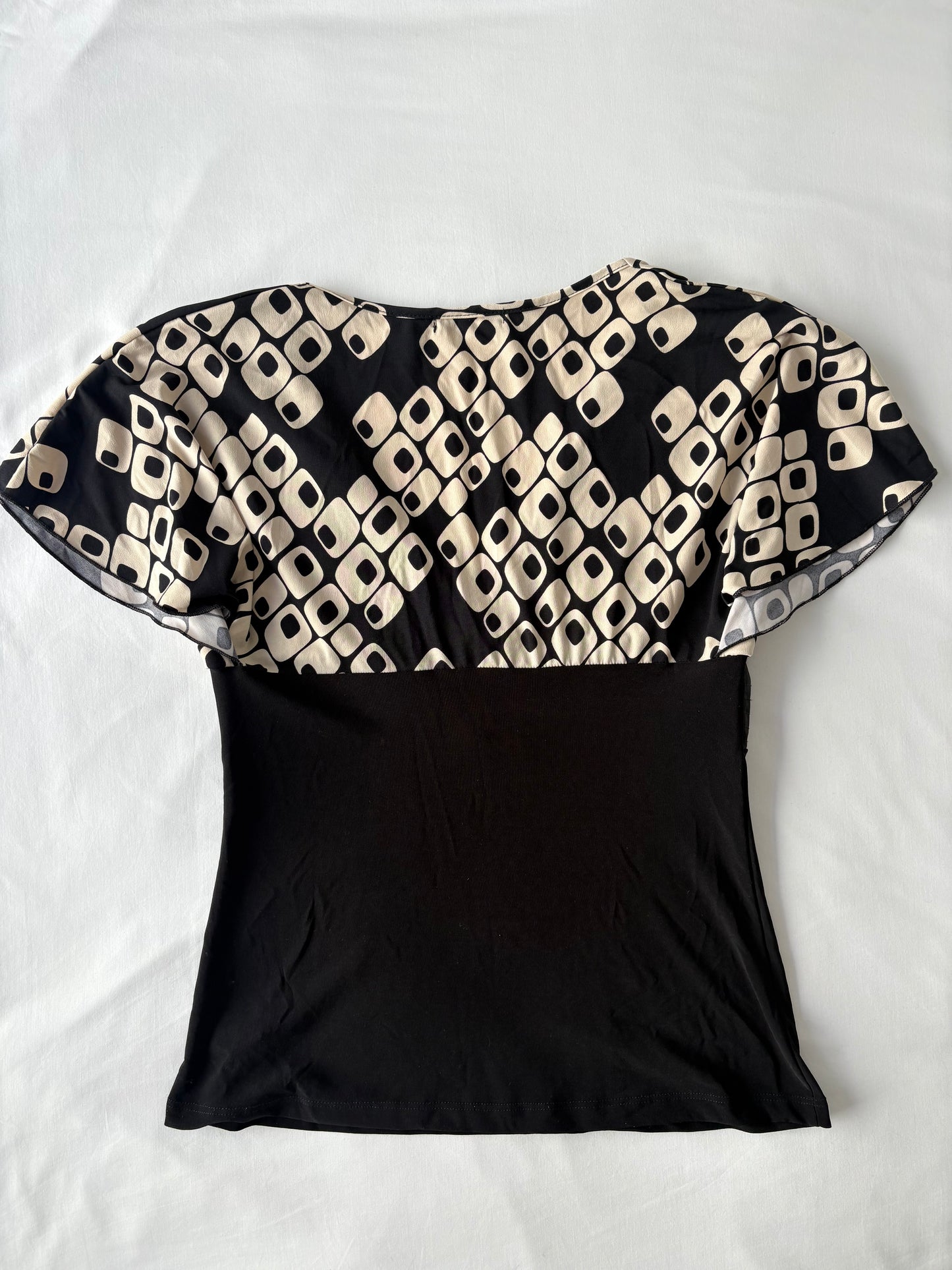 00’s Forever 21 patterned top | Size medium