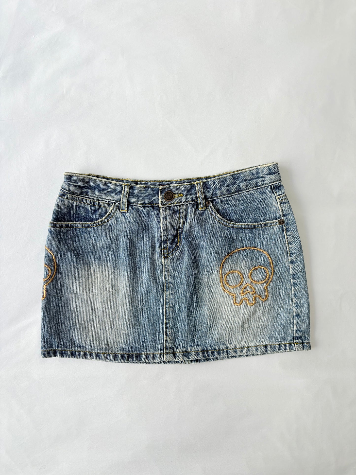 00’s Skull denim mini skirt | Size 10