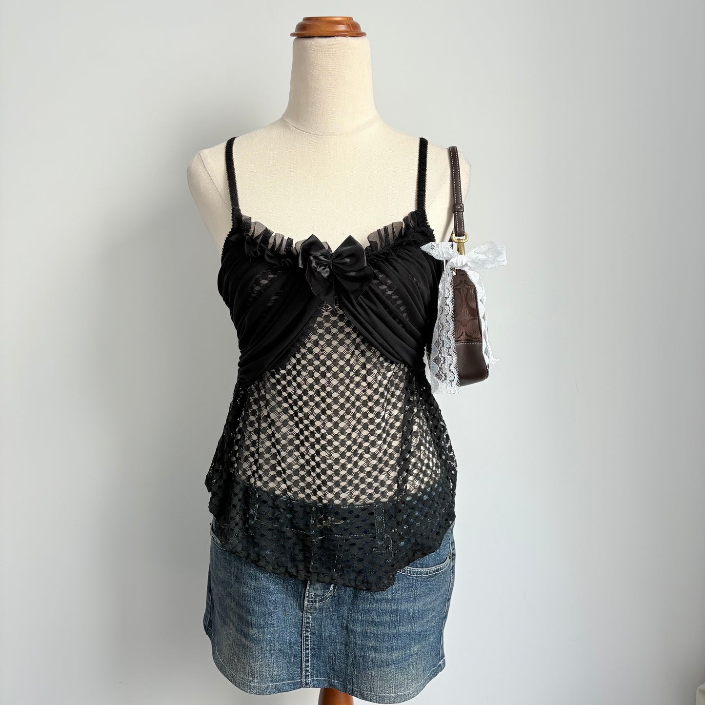 00’s Fishnet black cami | Size 8-10