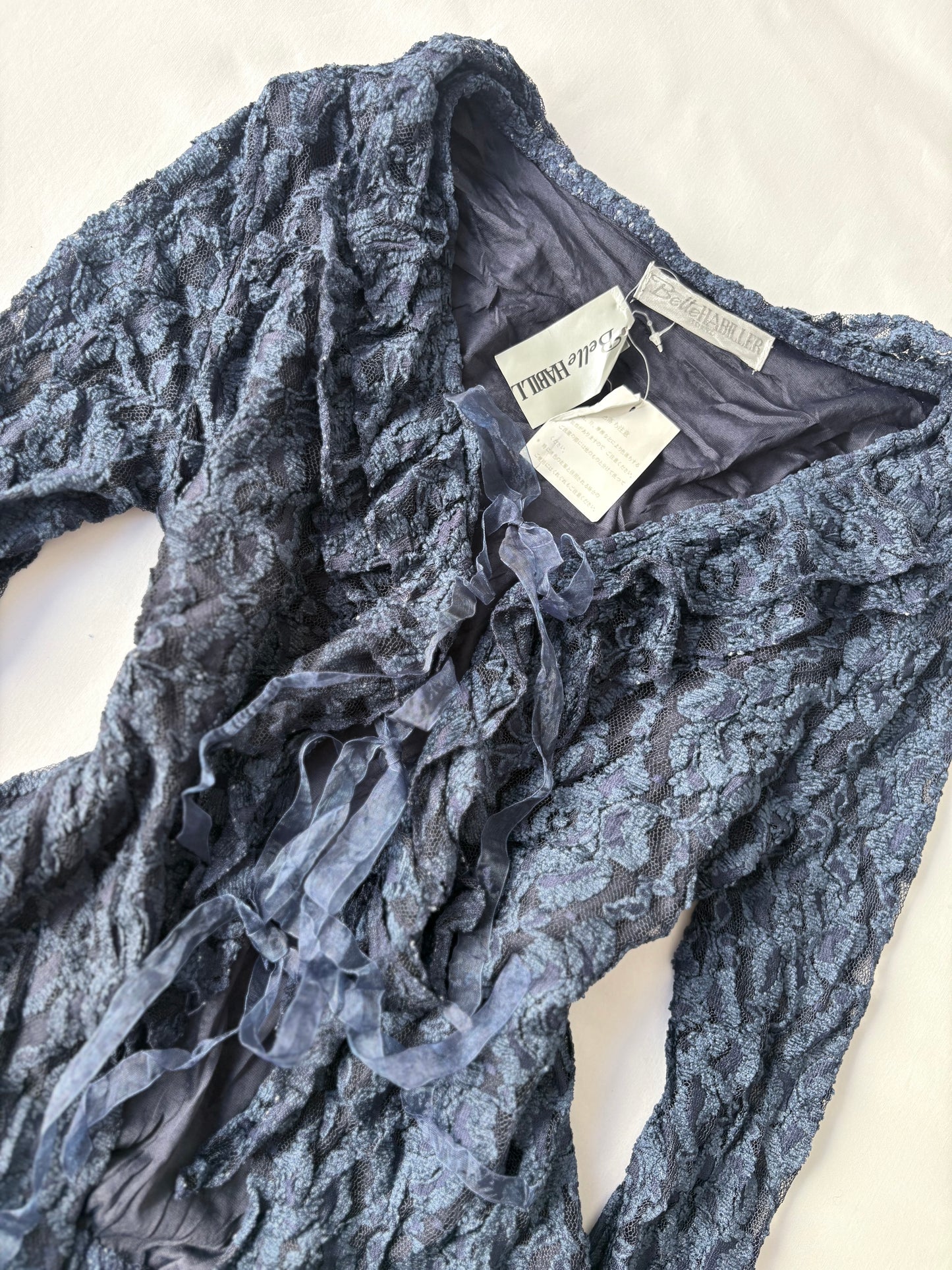 00’s Navy tie front flared top | Size medium