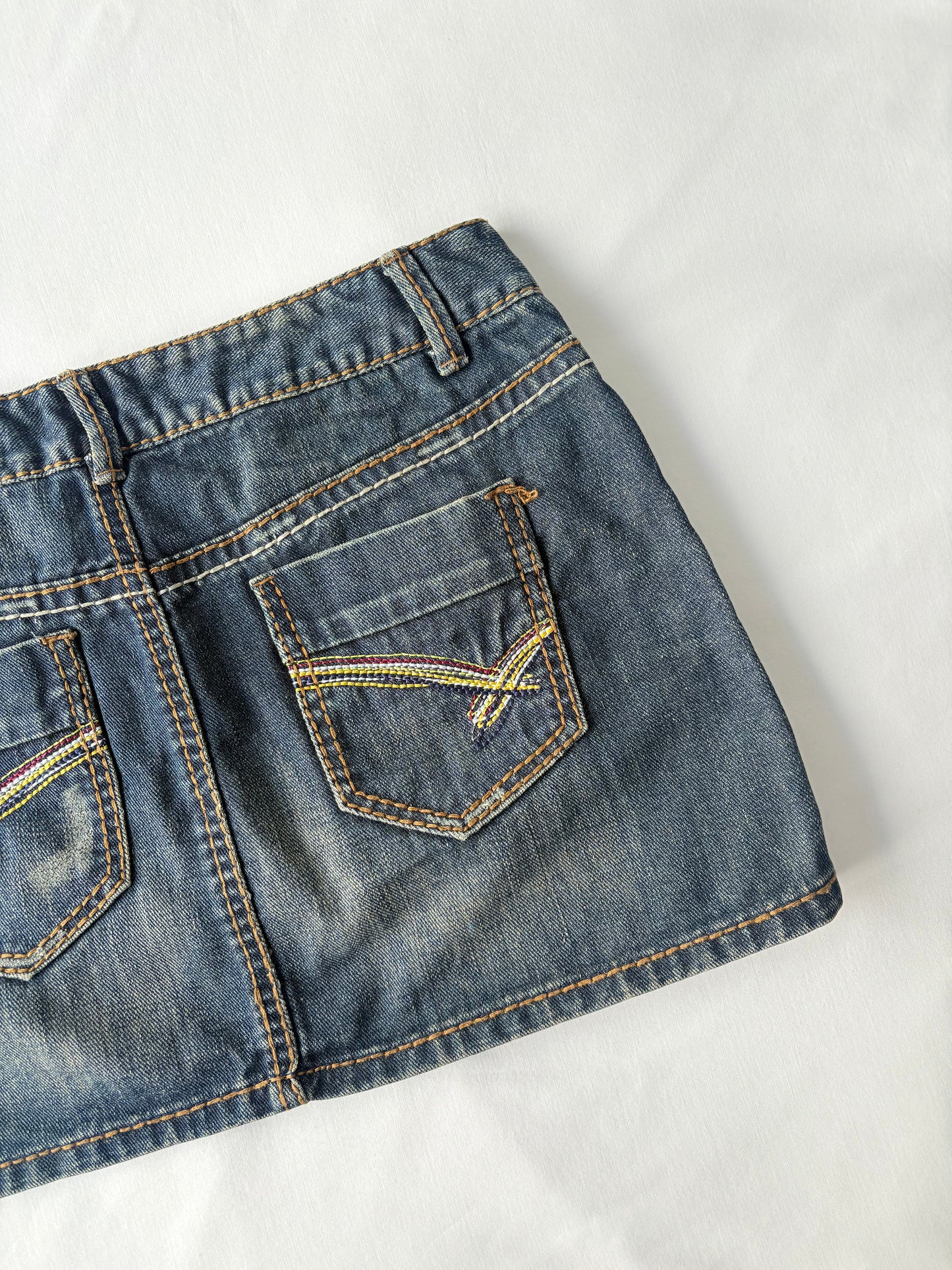 00’s Converse denim mini skirt | Size 8