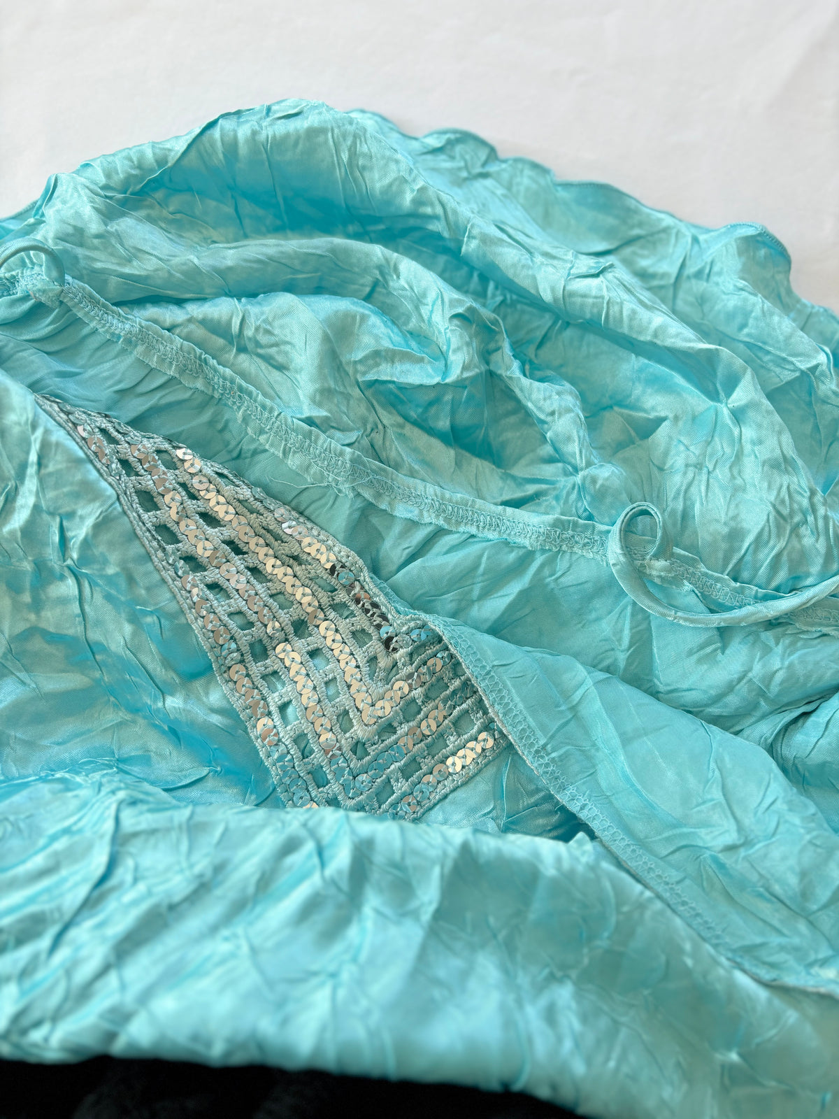 00’s Blue sequin crinkle cami | Size 14