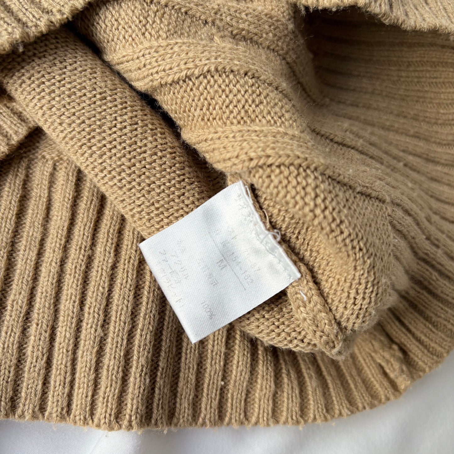 00’s Anna Malia caramel boat neck knit | Size 8