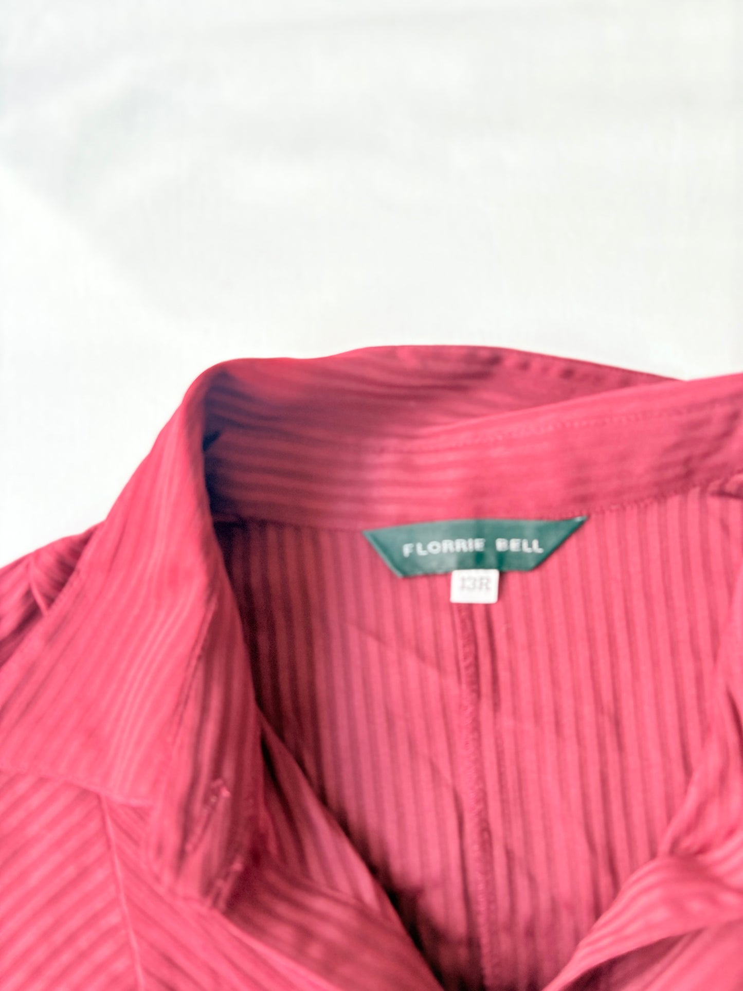 00’s Maroon cinched shirt | Size 14-16
