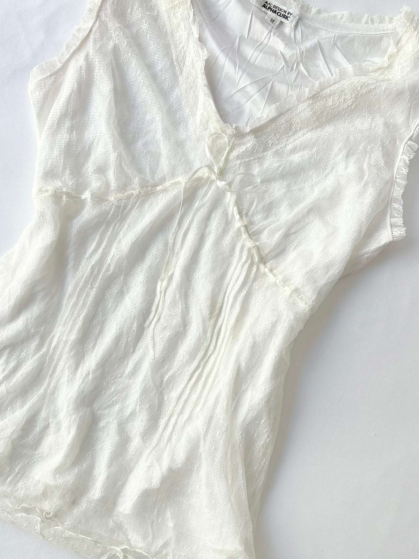 00’s Lace ribbon Japanese top | Size 8-10