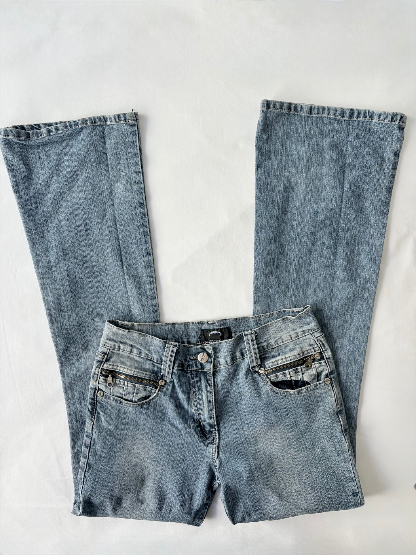 00’s Hound Dog flared jeans | Size 8