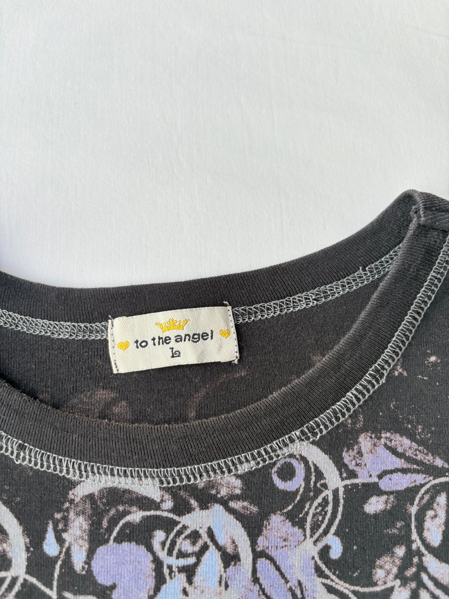 00’s To the angel graphic tee | Size large