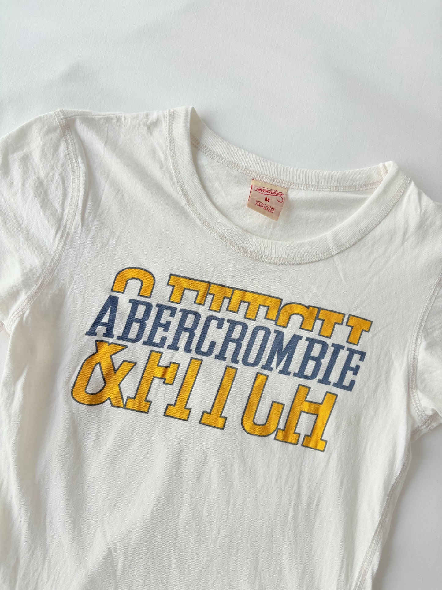 00’s Abercrombie logo tee | Size medium