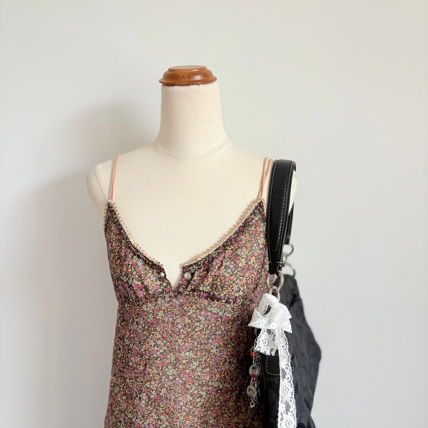 00’s JKG floral sheer cami | Size 12