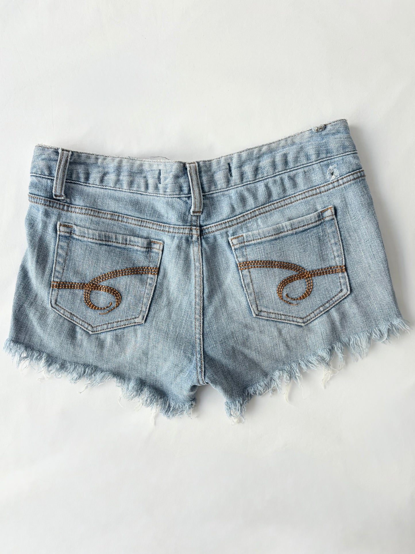 00’s Embroidered distressed denim shorts | Size 10