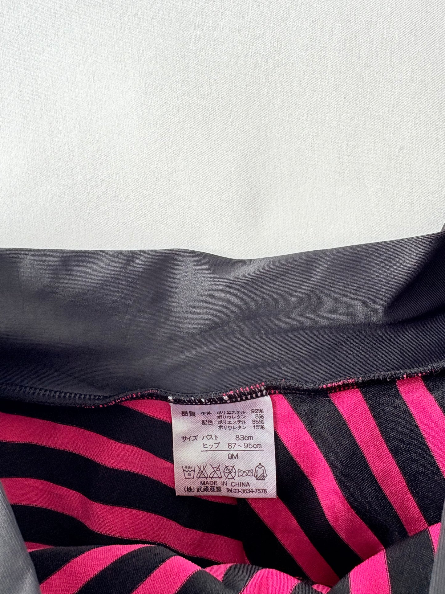00’s Hot pink micro mini skirt | Size 4-6