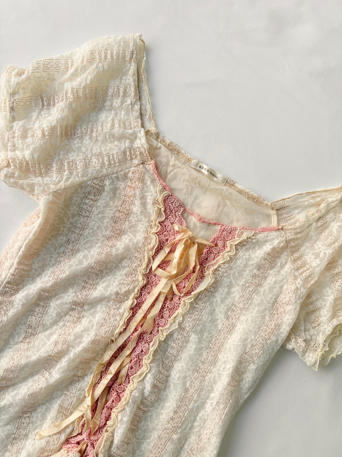 00’s Axes lace up top | Size 10-12