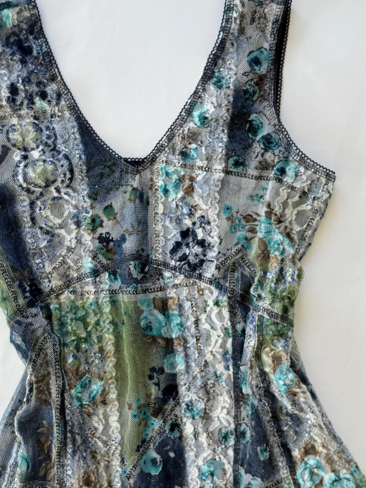 00’s Marie Claire blue lace top | Size 12-14