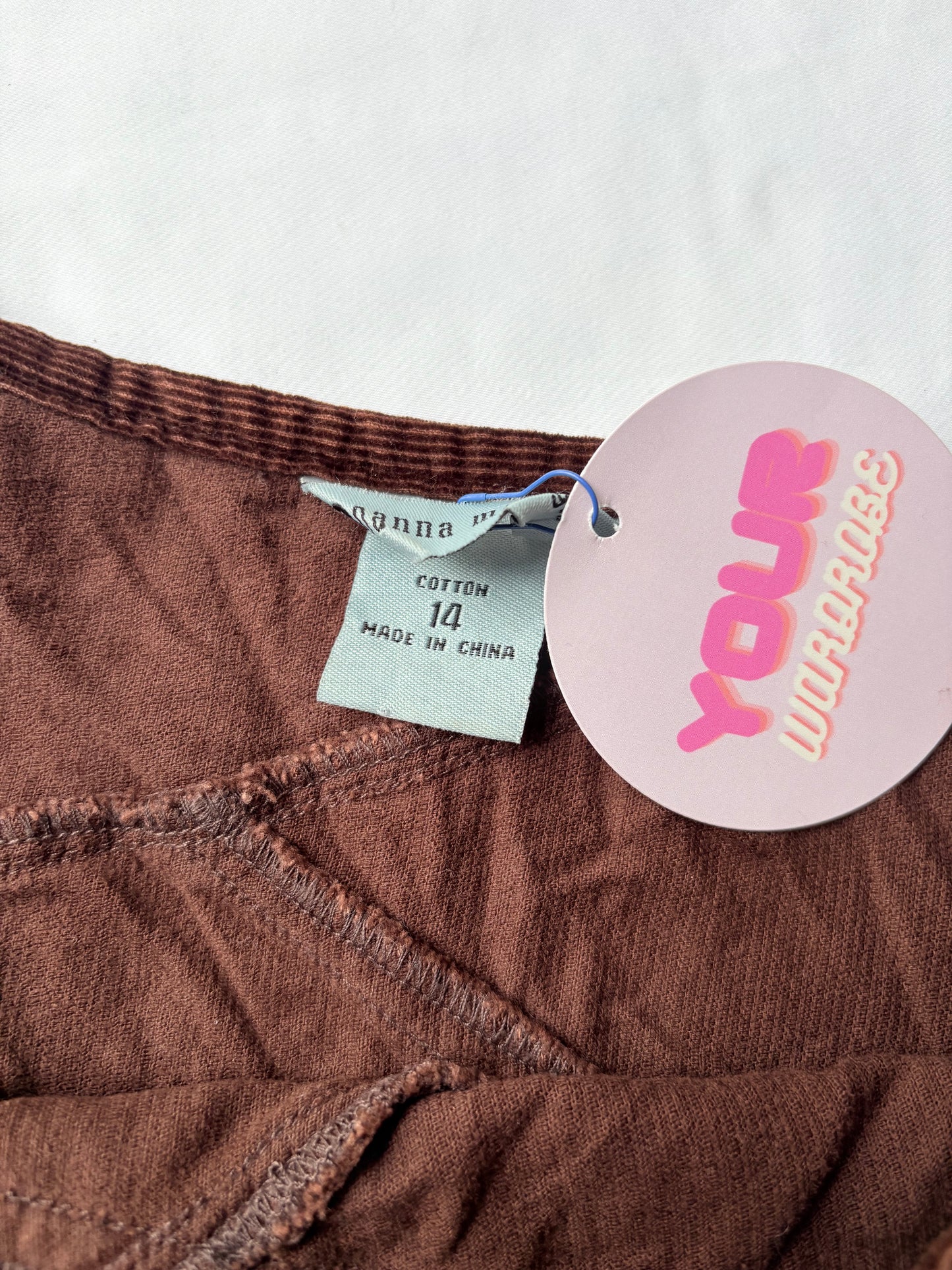 00’s Corduroy embroidered midi skirt | Size 14
