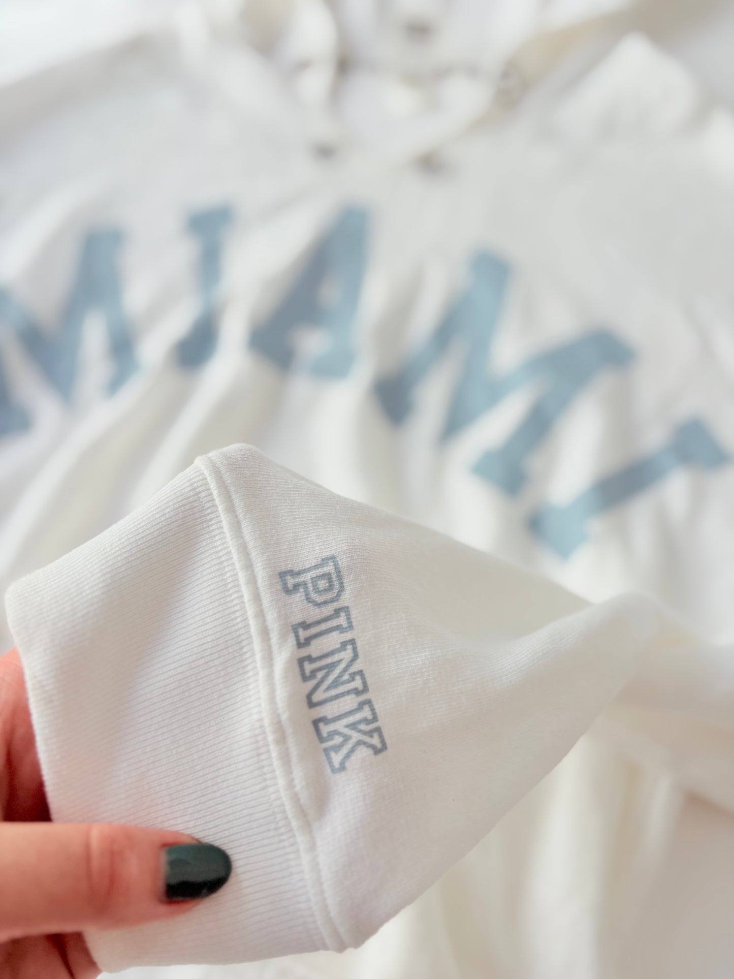 VS Pink cropped jumper | Size medium