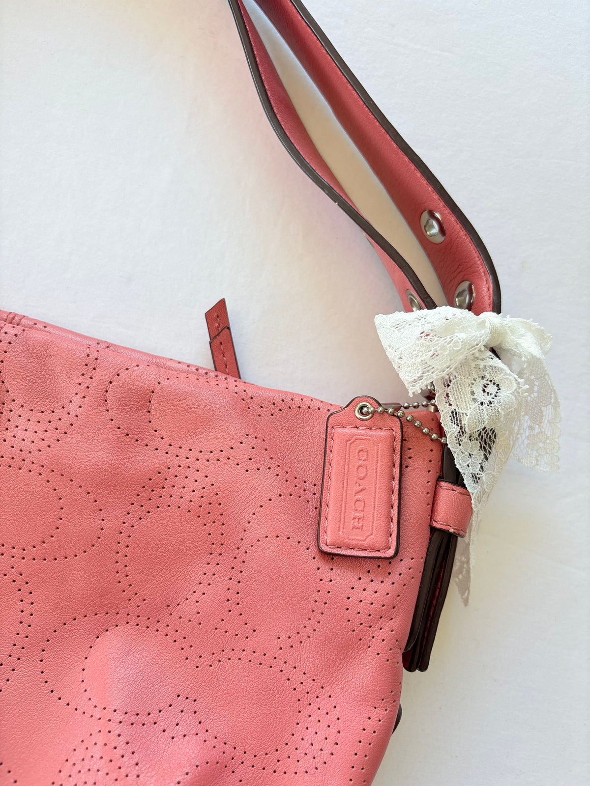 2012 Coach salmon signature shoulder bag