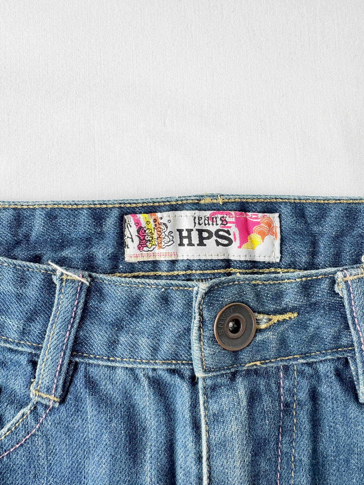 00’s Pink embroidered mini skirt | Size 8