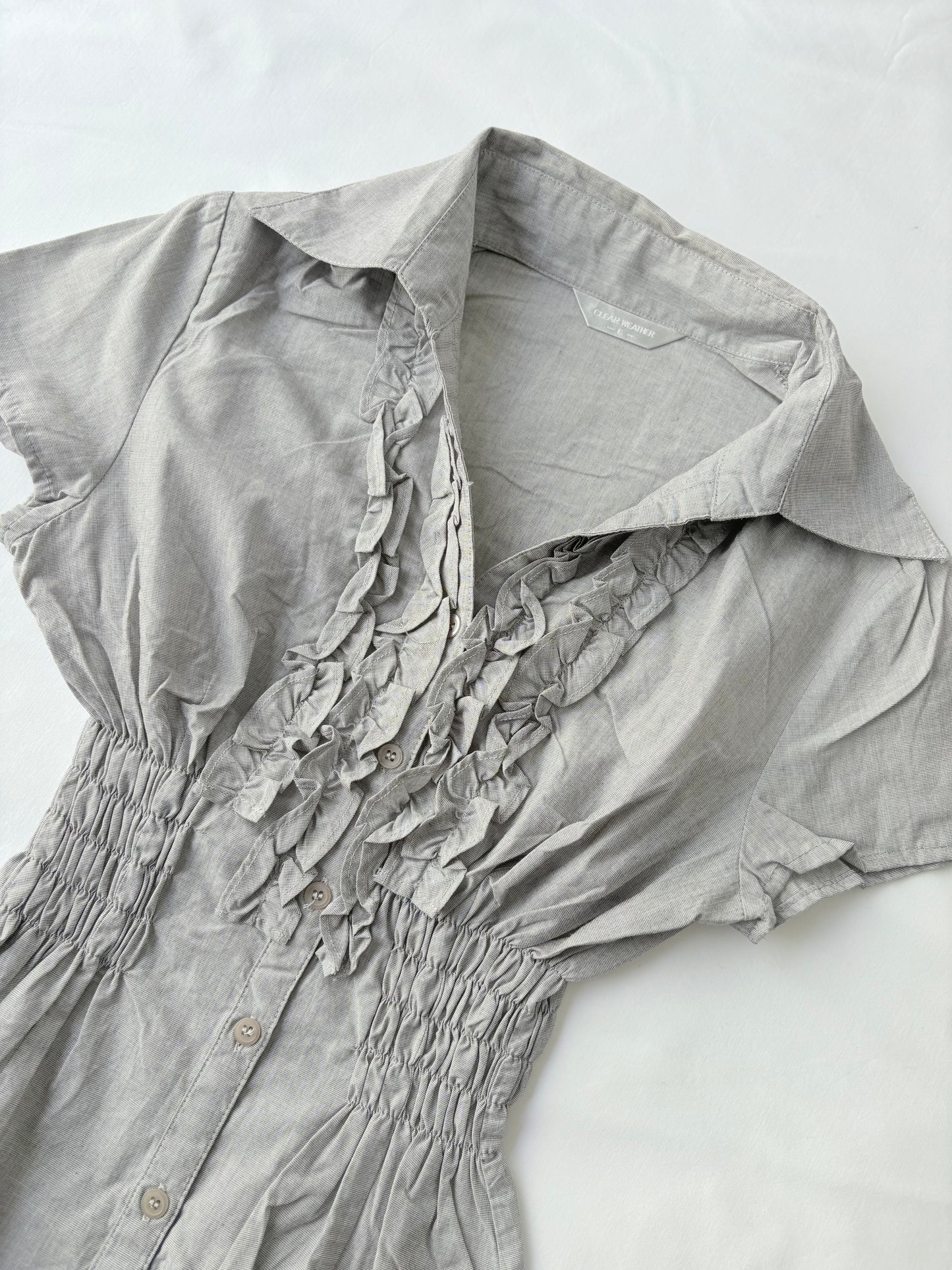 00’s Grey cinched ruffle shirt | Size 12-14