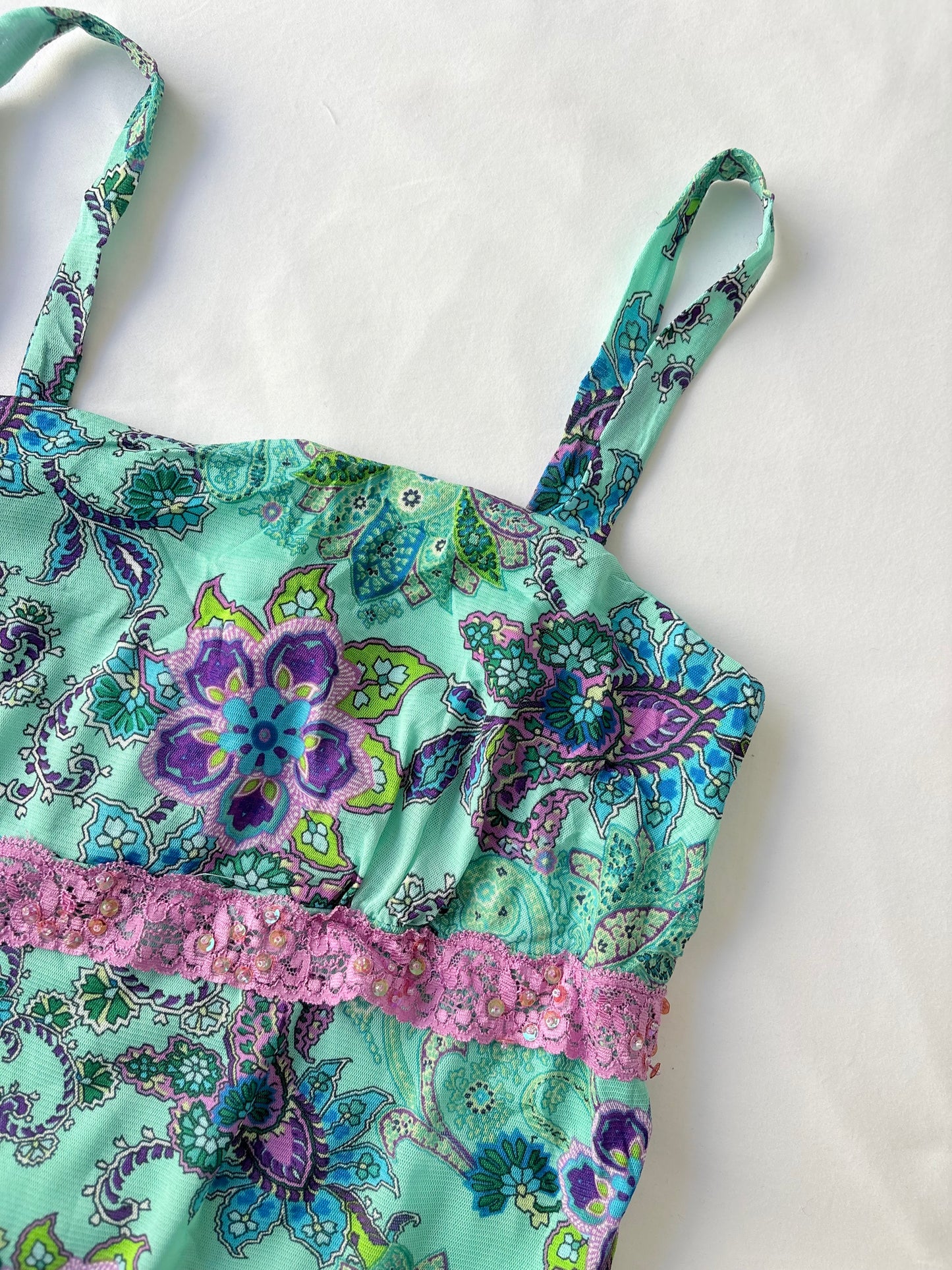 00’s Xhilaration paisley mini dress | Size medium