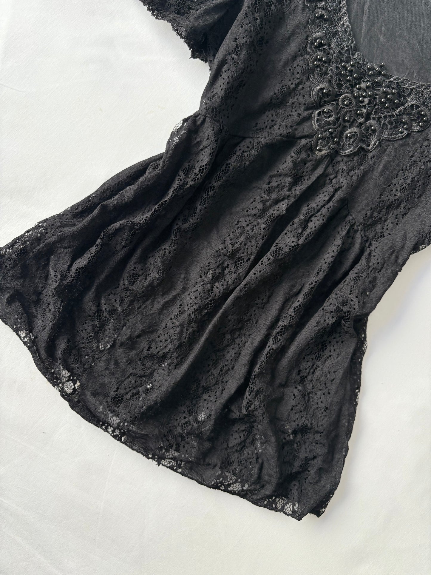 00’s Beaded babydoll lace top | Size medium