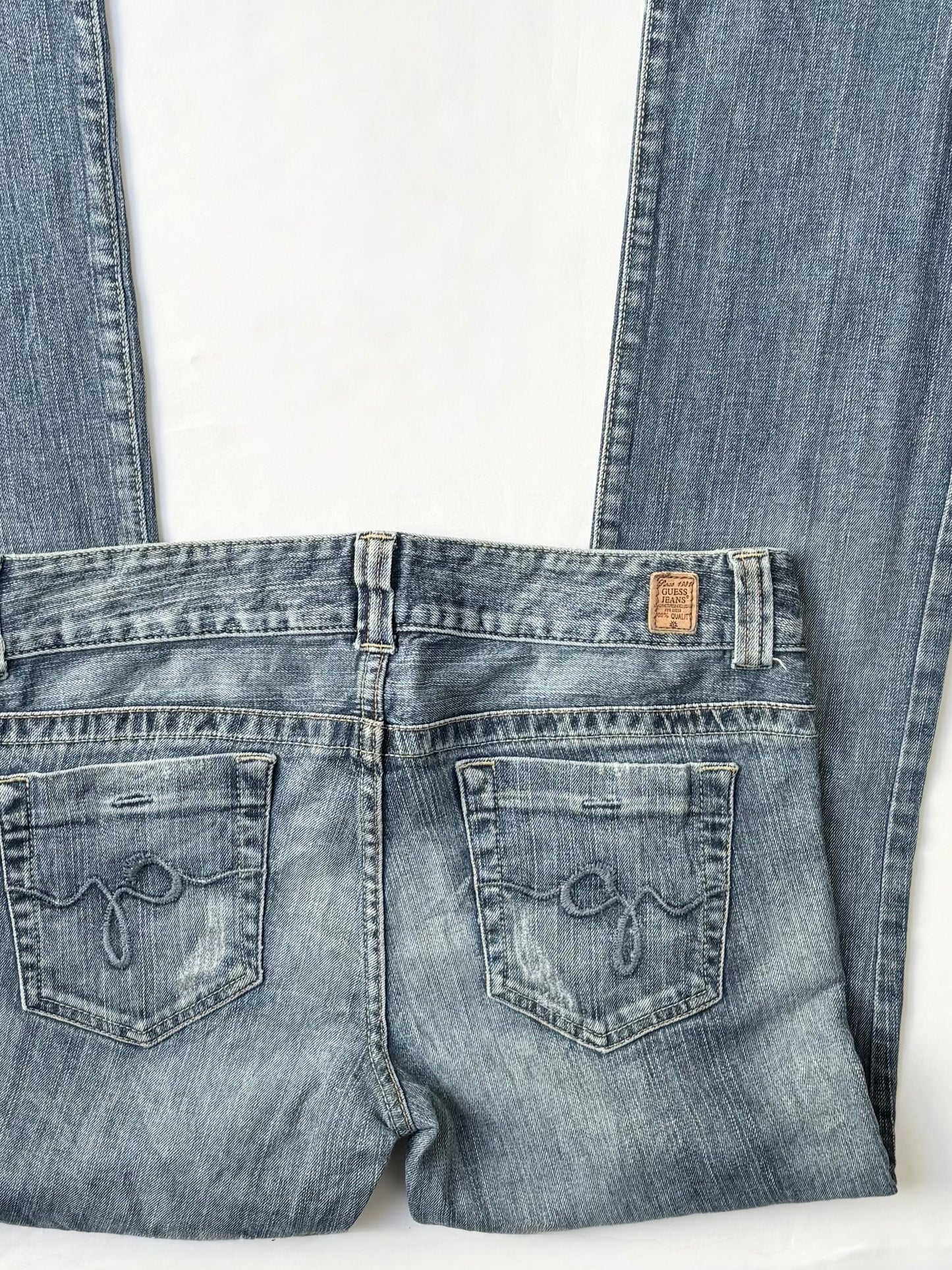 00’s Guess low rise bootcut jeans | Size 10