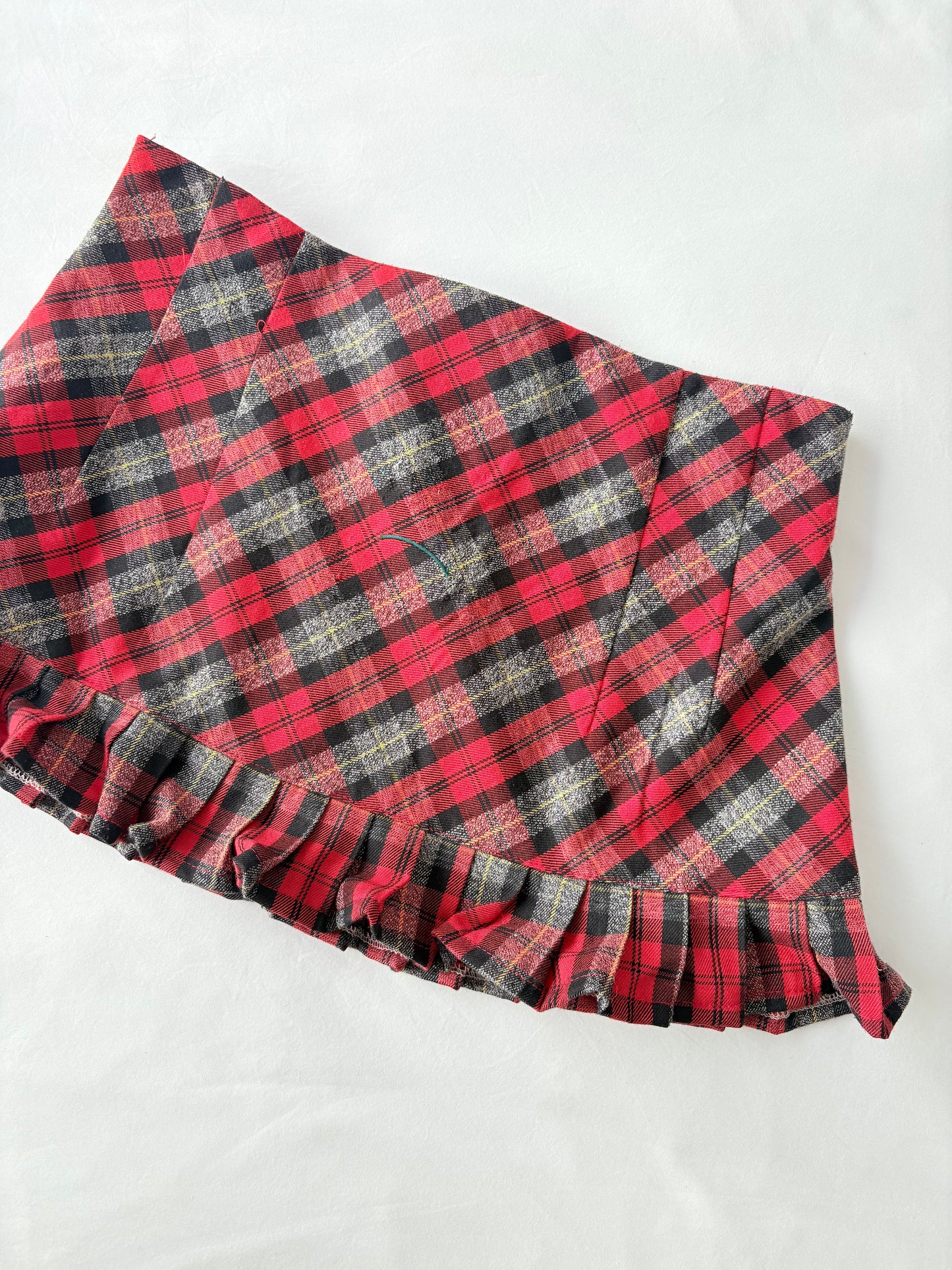 00’s Italian red plaid skirt | Size 6