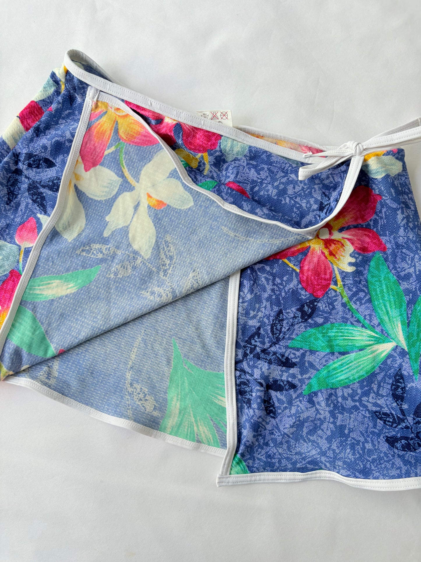 00’s Floral wrap mini skirt | Size 8