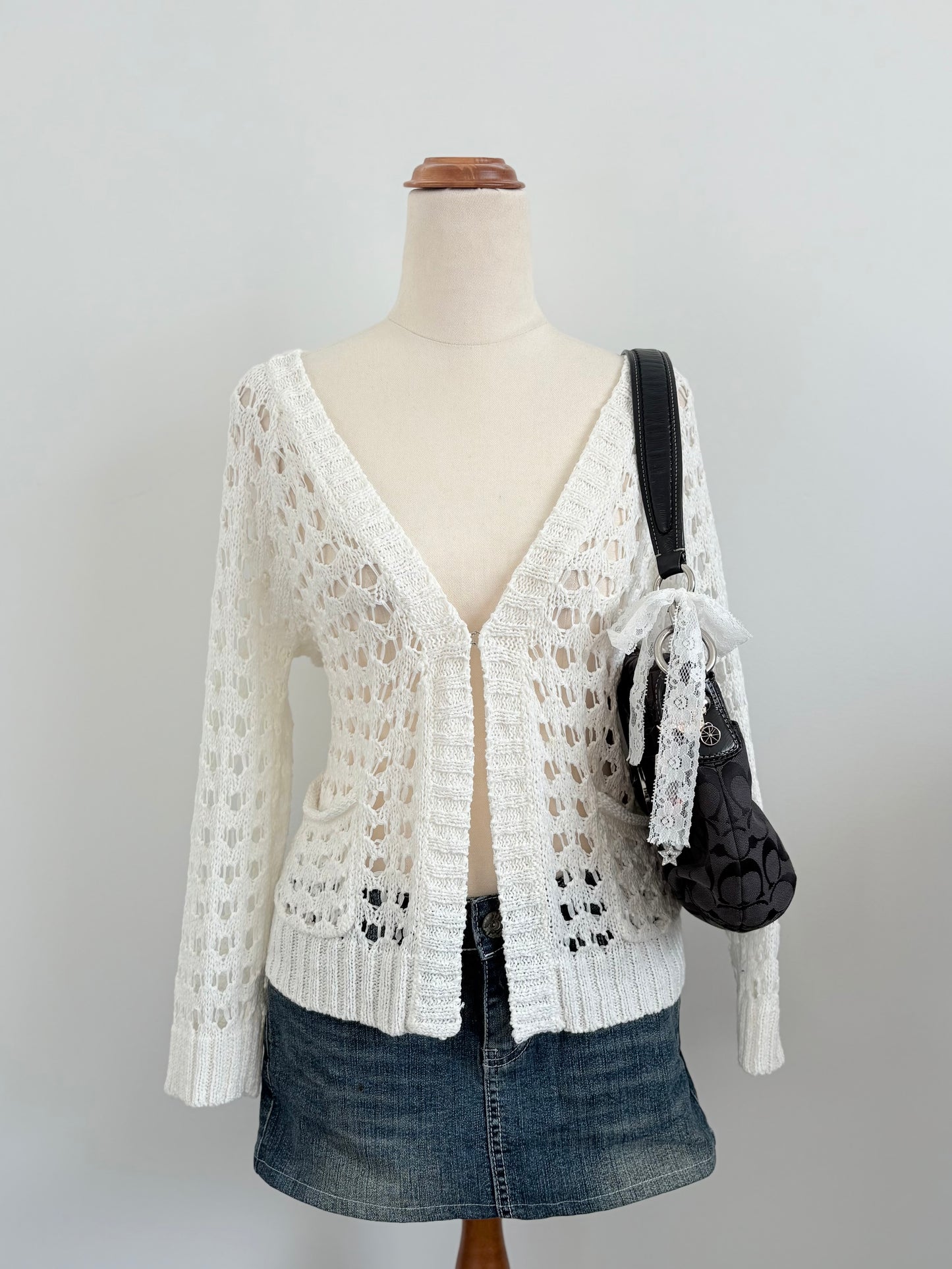 00’s White open knit cardigan | Size 10