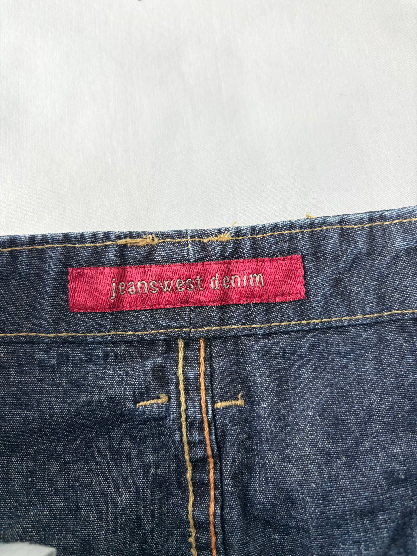00’s Jeanswest denim midi skirt | Size 10