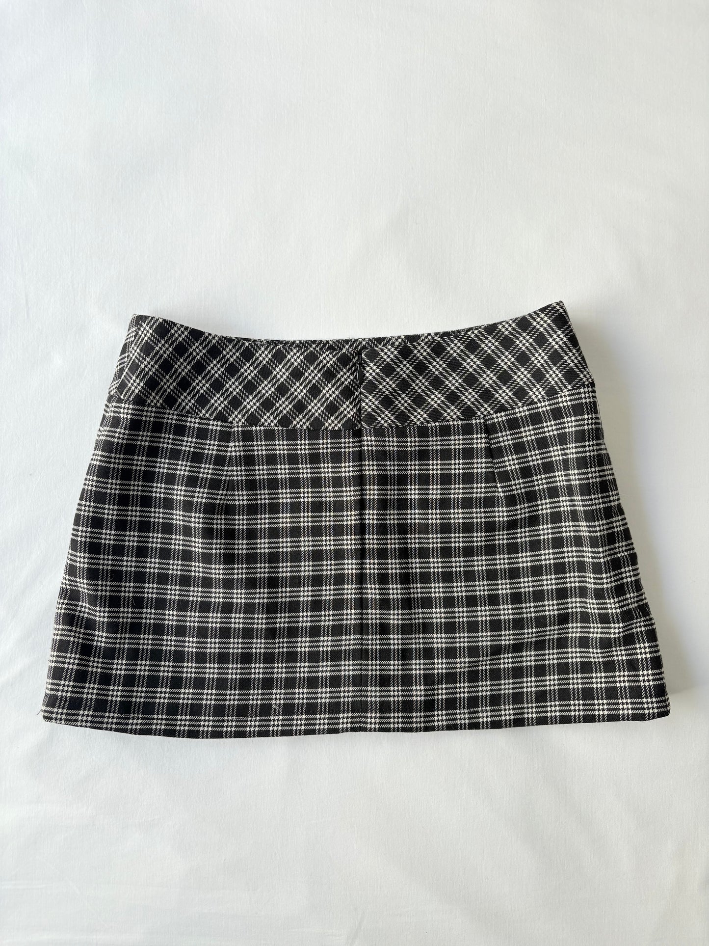 00’s Plaid buckle mini skirt | Size 6