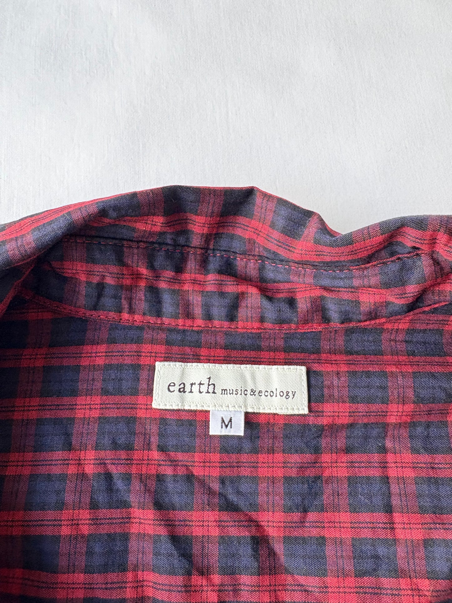 00’s Red plaid cinched shirt | Size 10