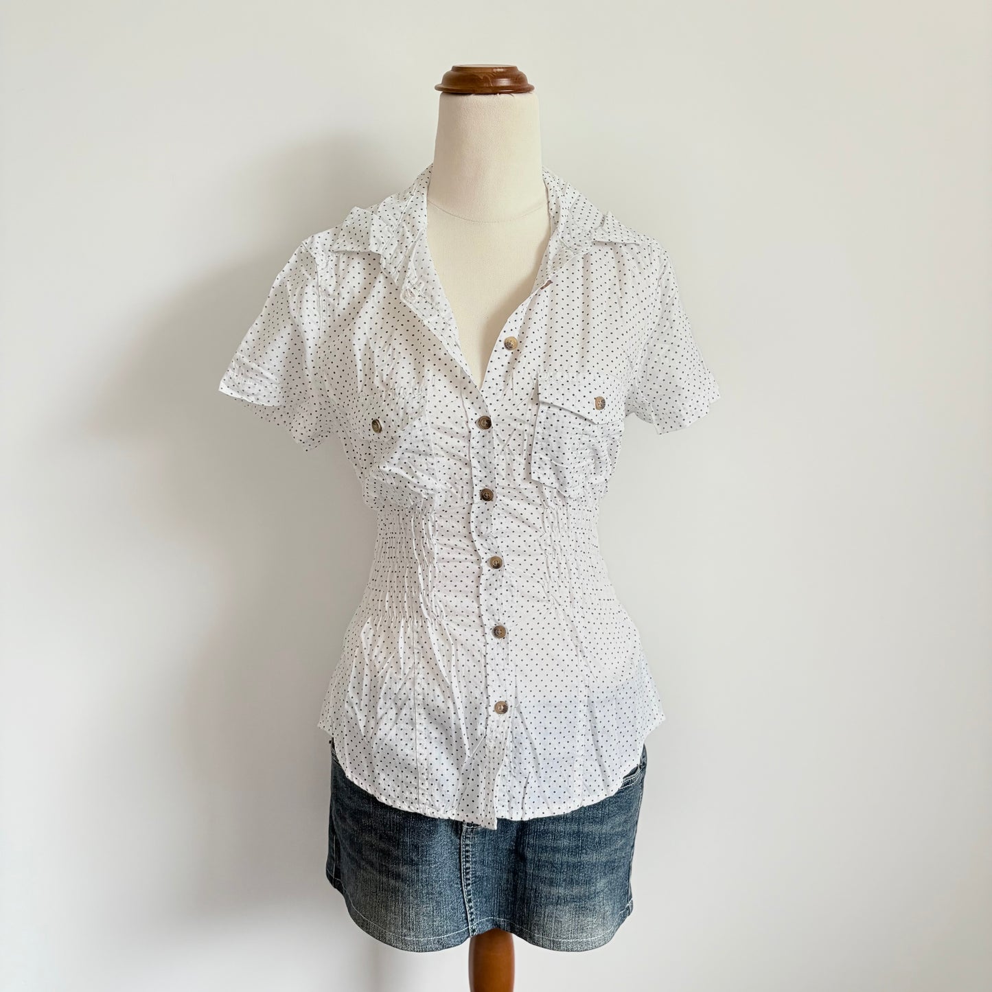 10’s Polka dot cinched shirt | Size 8