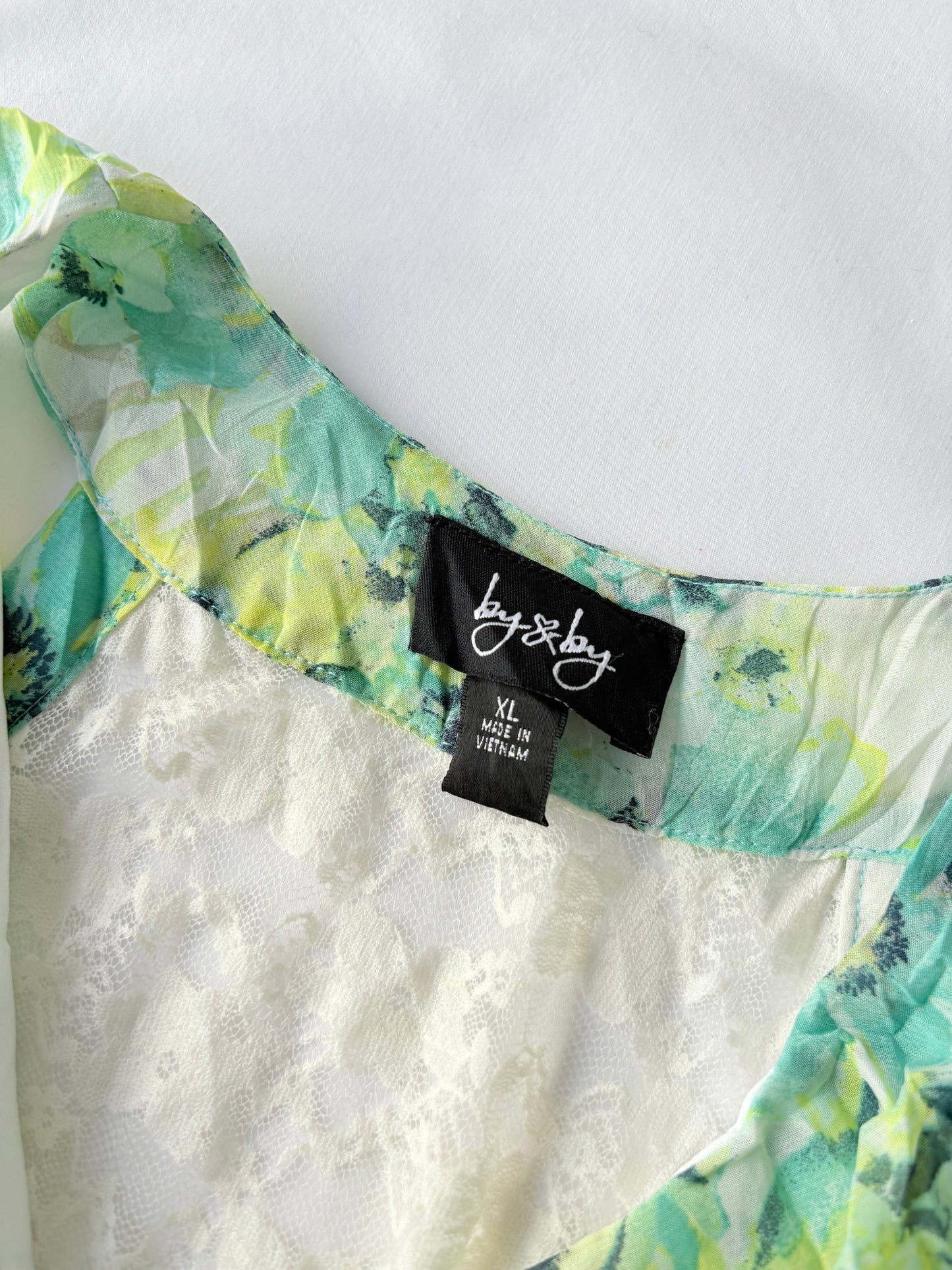 00’s Blue ruffle floral top | Size 14
