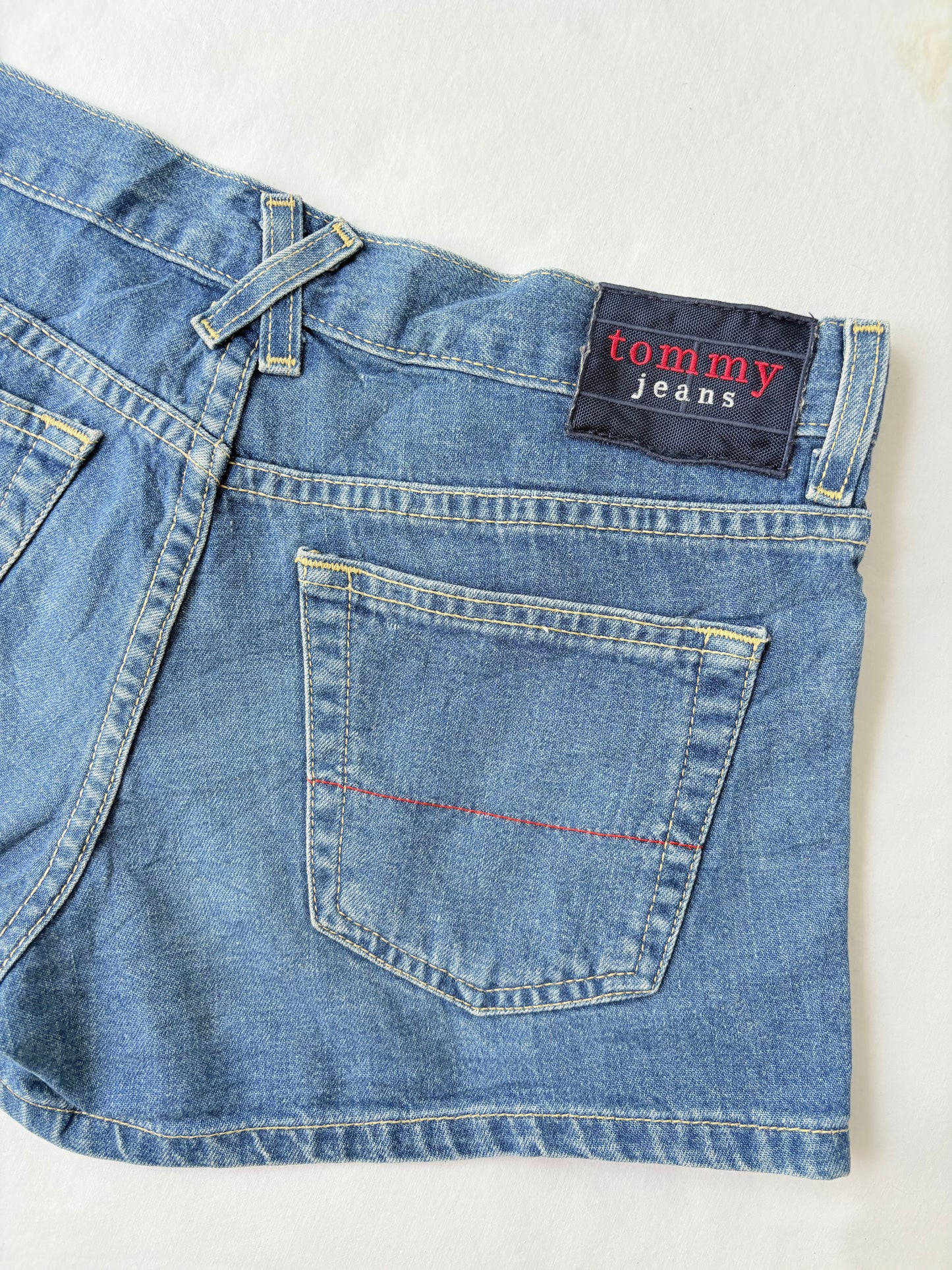 00’s Tommy Jeans denim shorts | Size 10