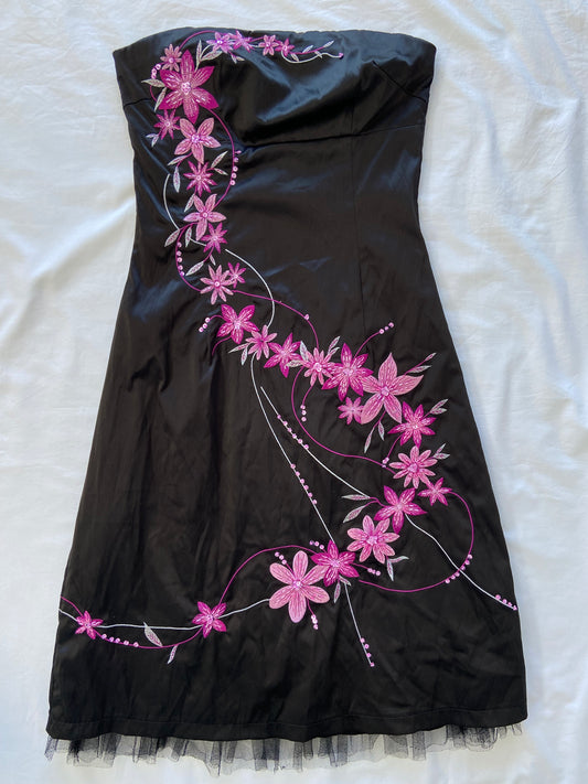 00’s Embroidered sequin midi dress | Size 10