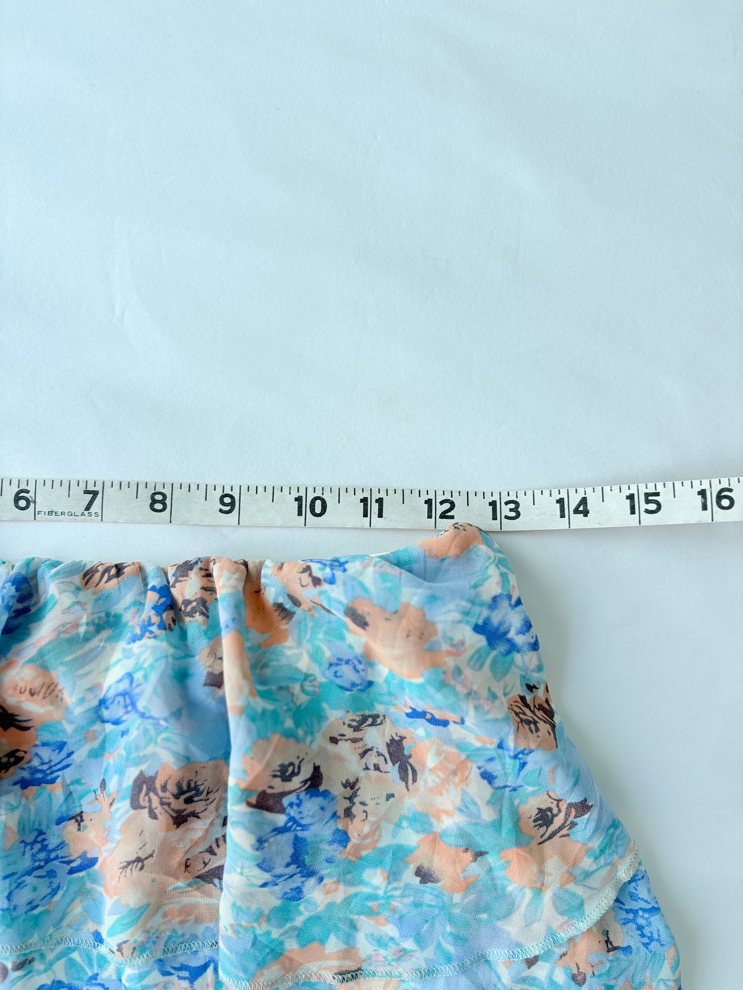 00’s Ruffle floral mini skirt | Size 8