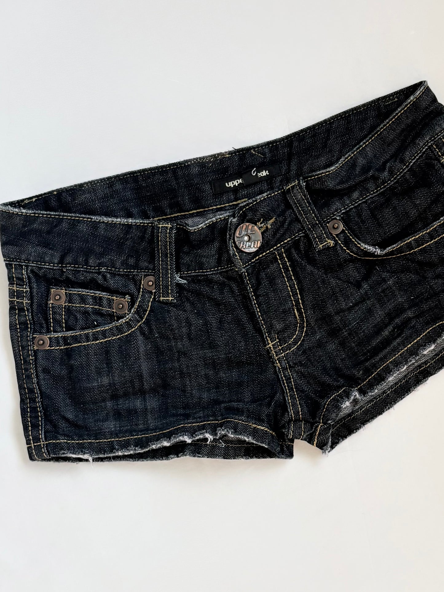00’s Upper Freak dark wash shorts | Size 8