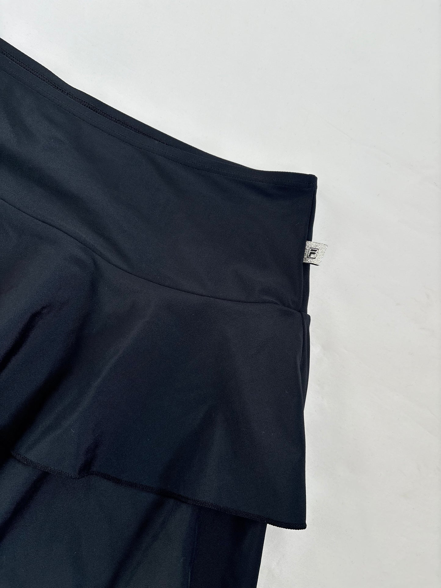 00’s Fila tiered mini skirt | Size 8-10