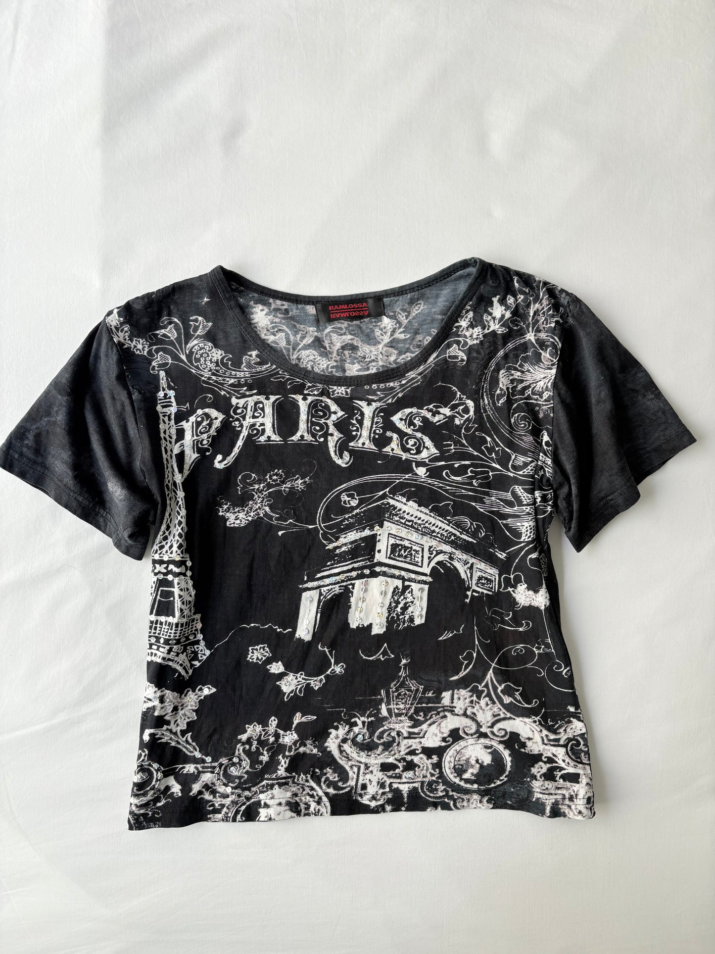 00’s Paris graphic tee | Size medium