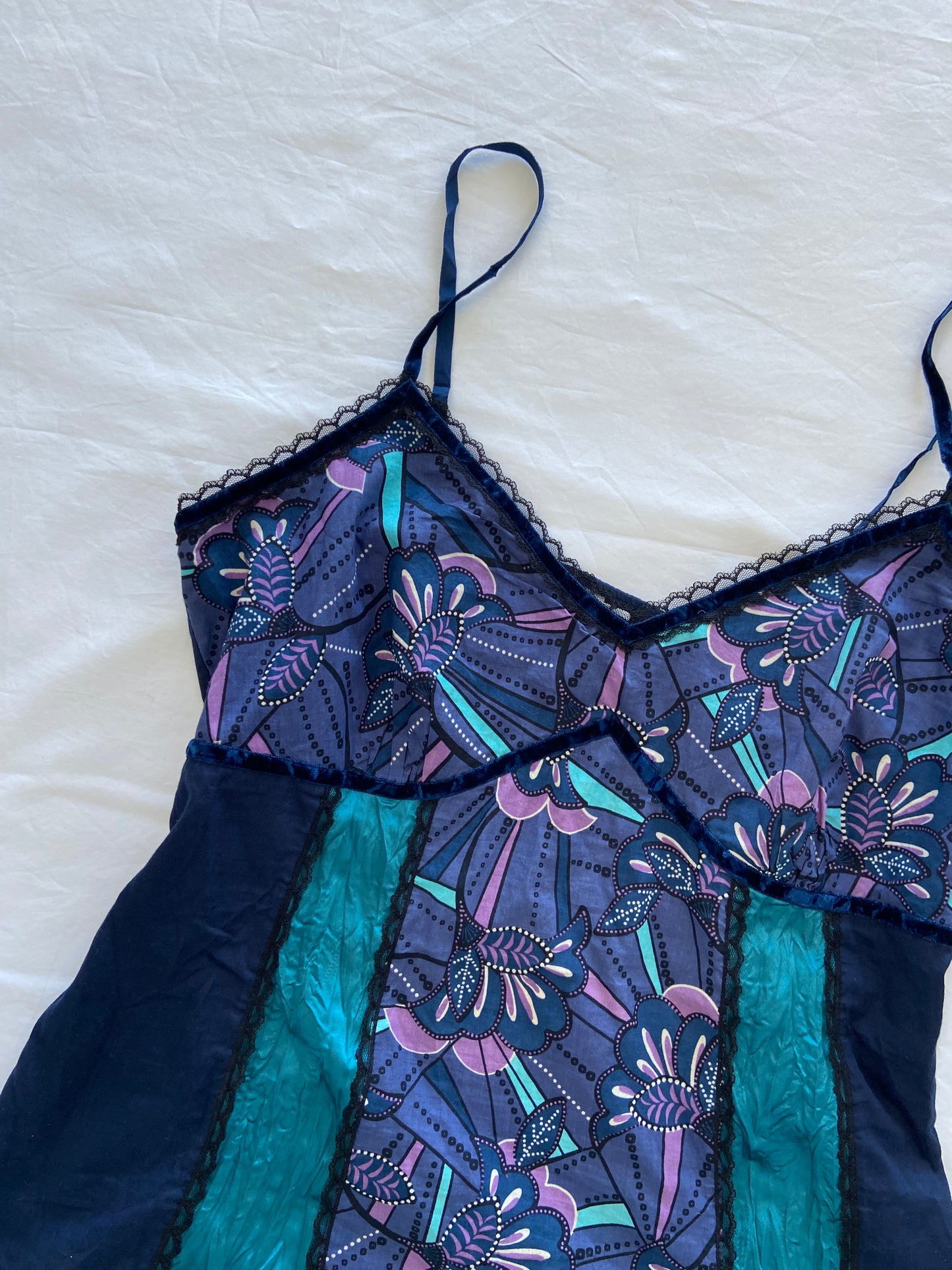 00’s Purple patterned cami | Size 14-16