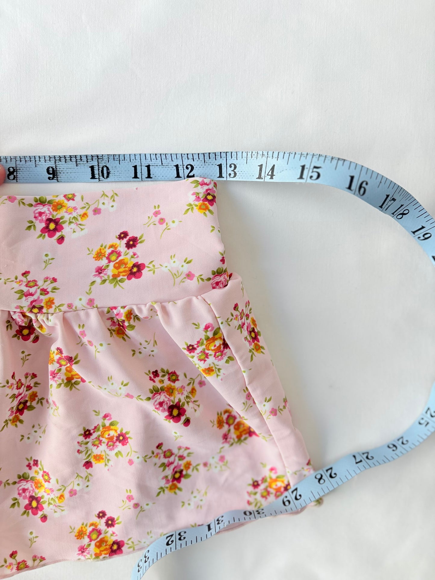 00’s Baby pink floral mini skirt | Size 6