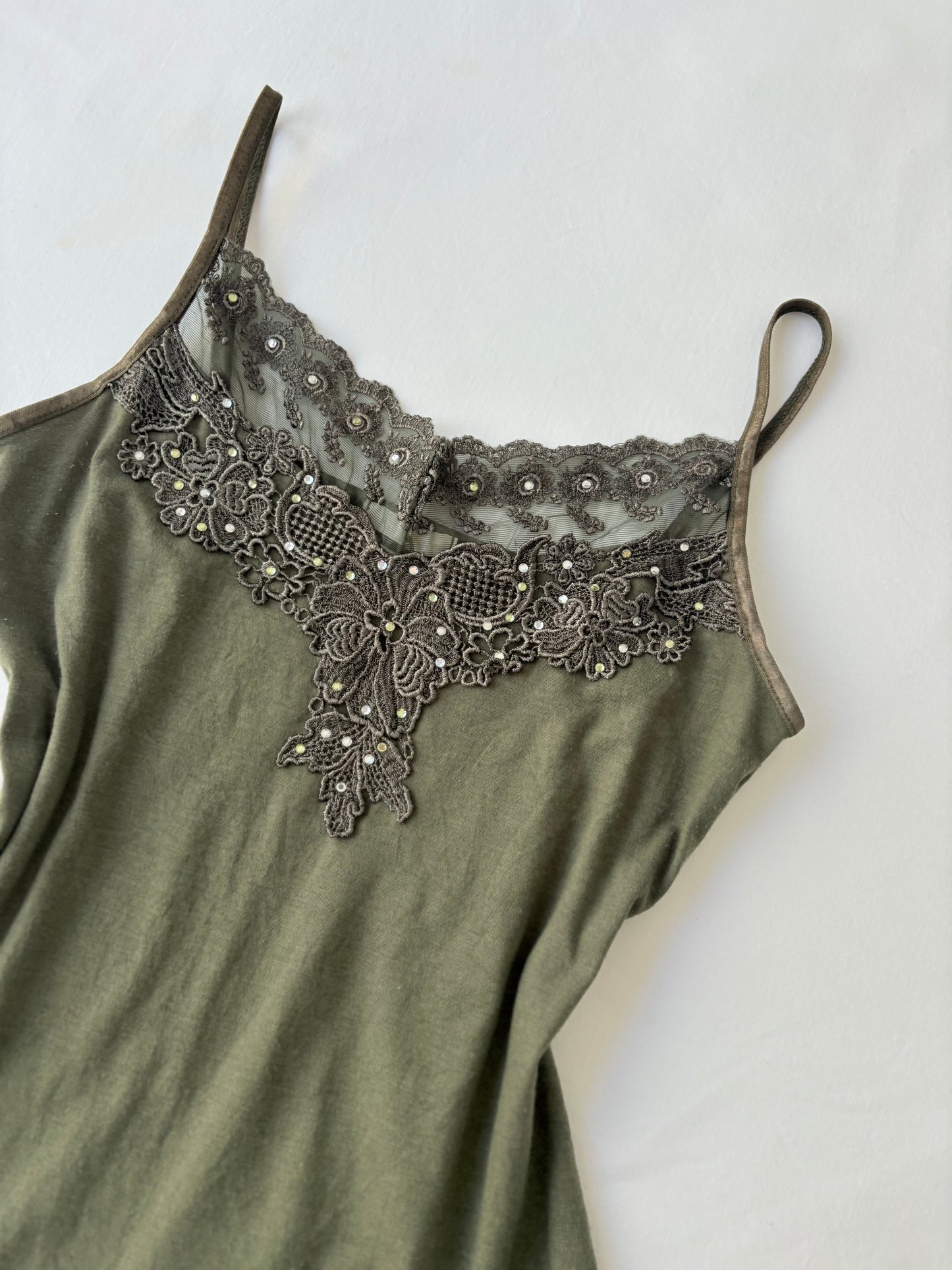 00’s Forrest green embroidered cami | Size medium