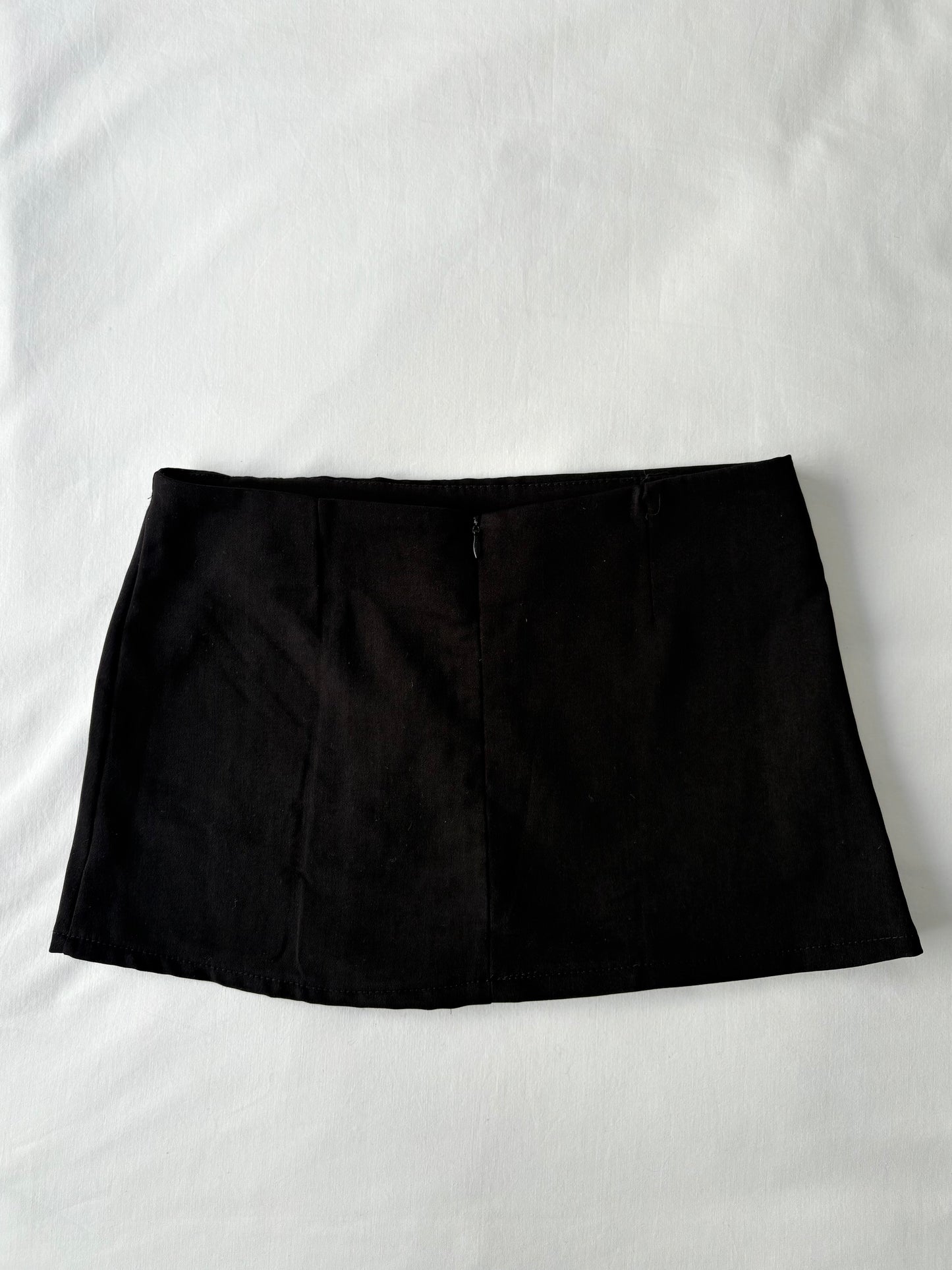 00’s Black office siren mini skirt | Size 8