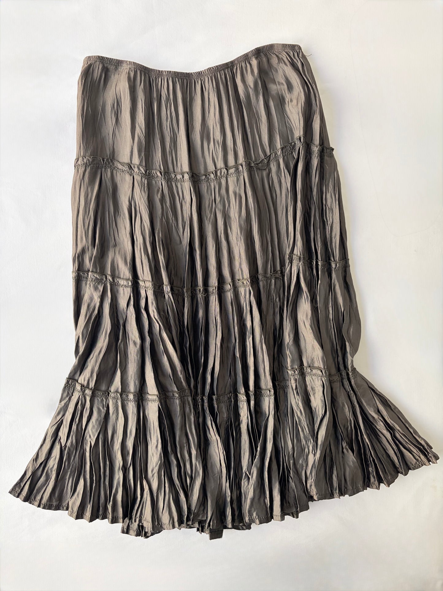 00’s Tiered iridescent midi skirt | Size 10