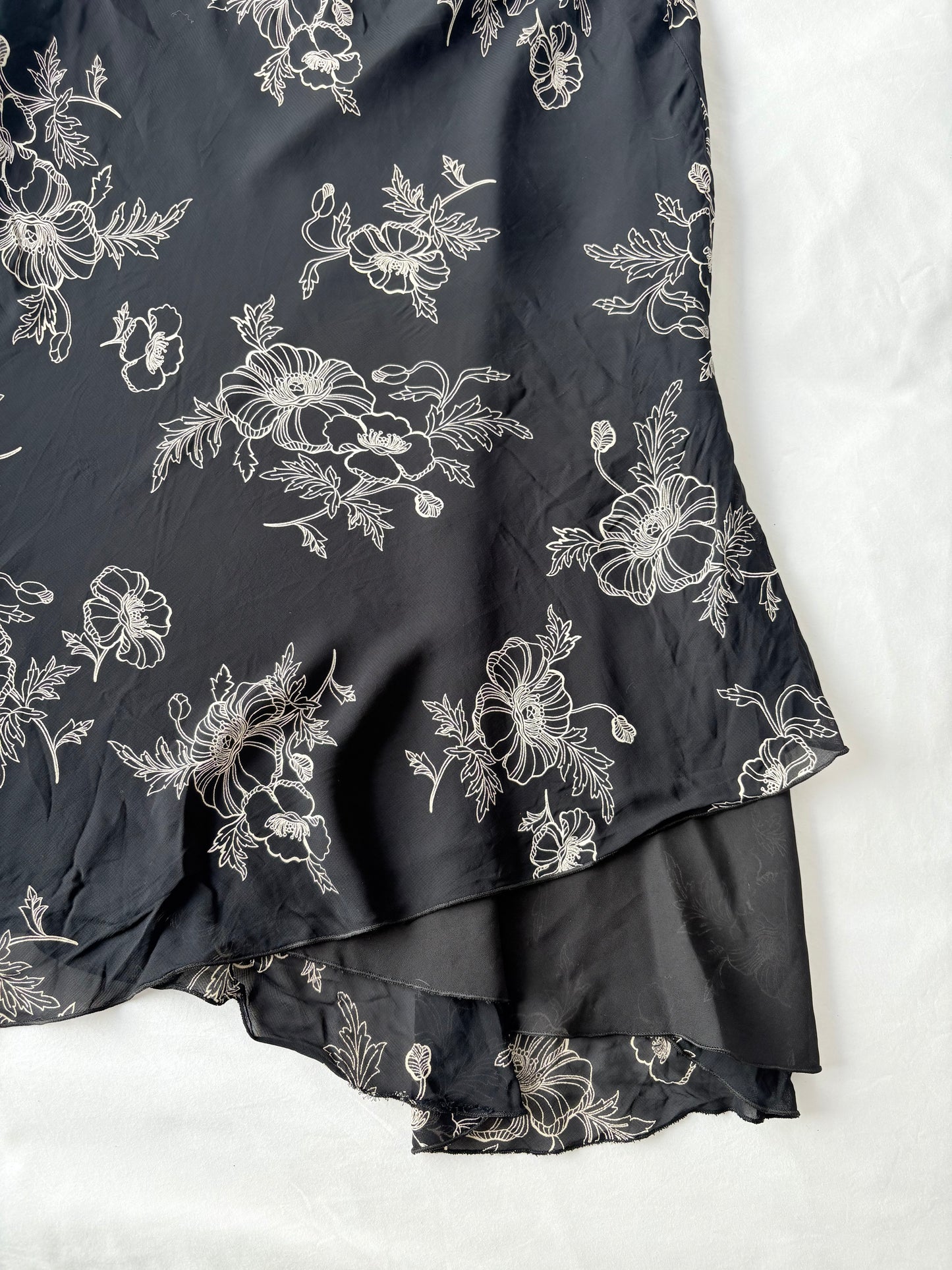00’s Layered floral midi skirt | Size 14