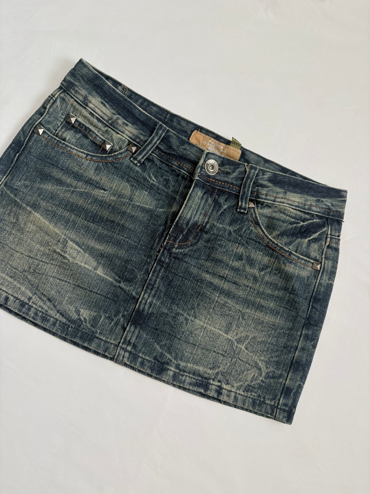 00’s Denim studded mini skirt | Size 12
