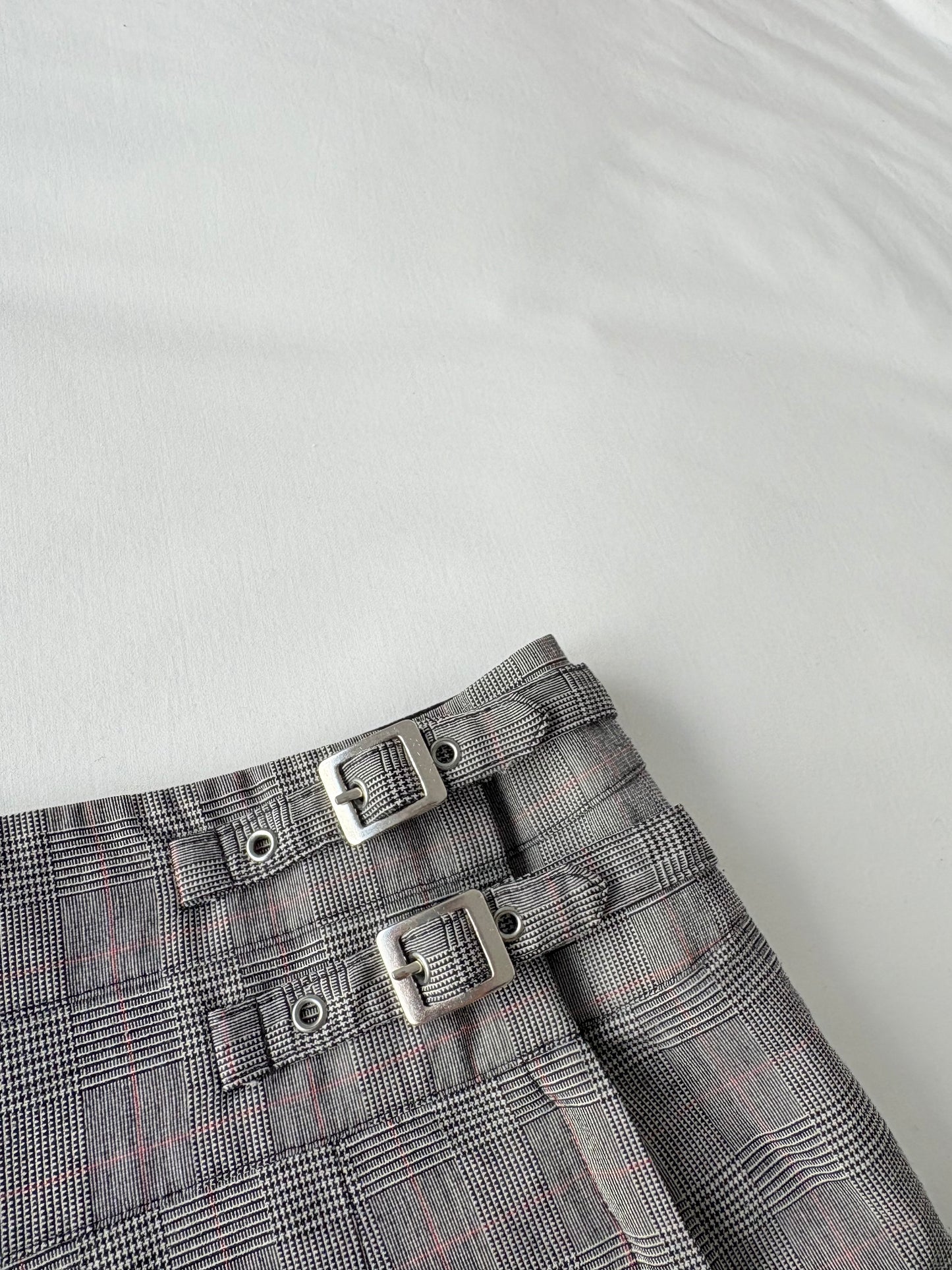 00’s Buckle houndstooth mini skirt | Size 10