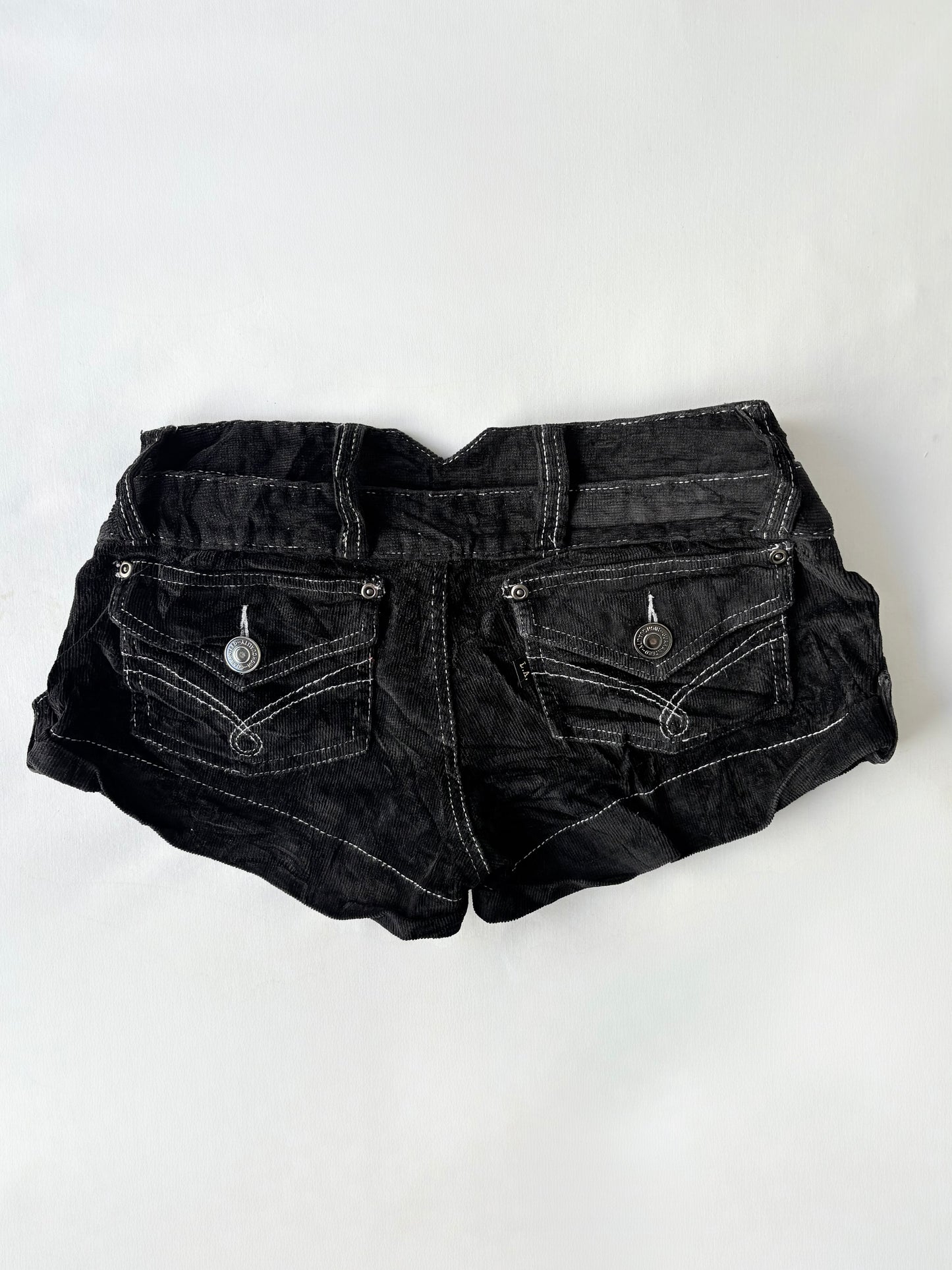 00’s LA cord low rise shorts | Size 8