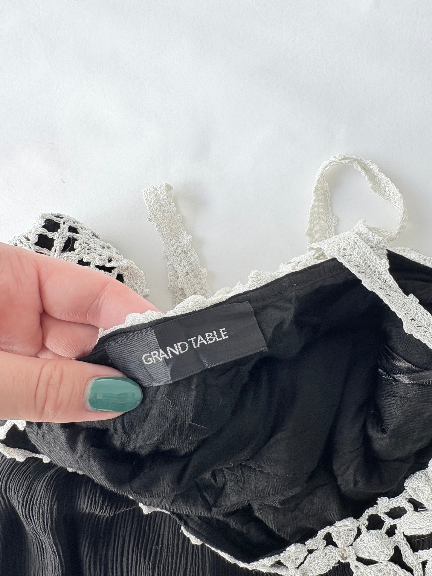 00’s Silk crochet Japanese cami | Size 10